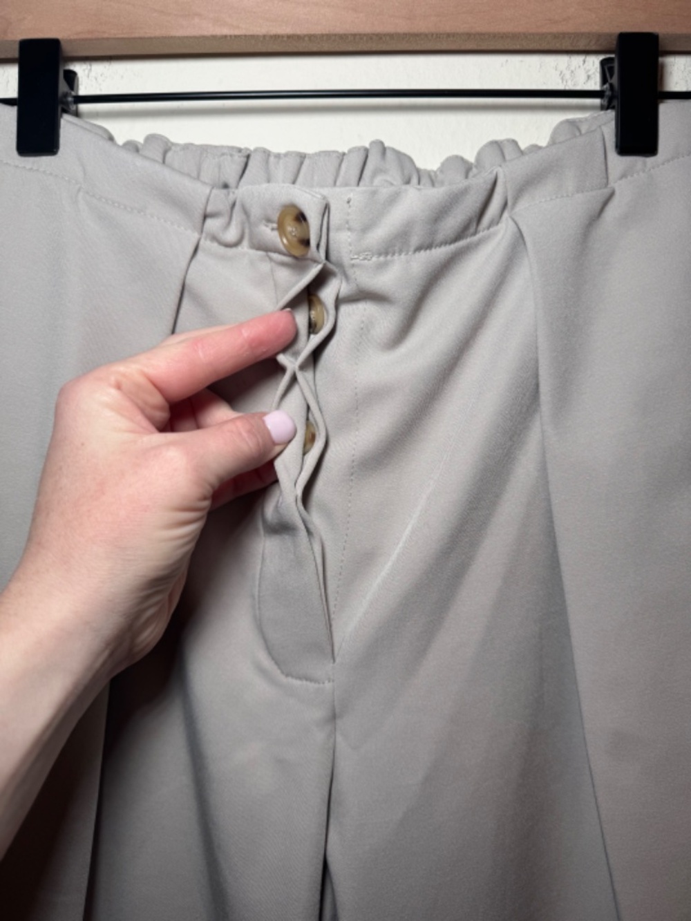 Free People Pleated Front Trousers Women’s Small Taupe Wide Leg Pants - Picture 5 of 8
